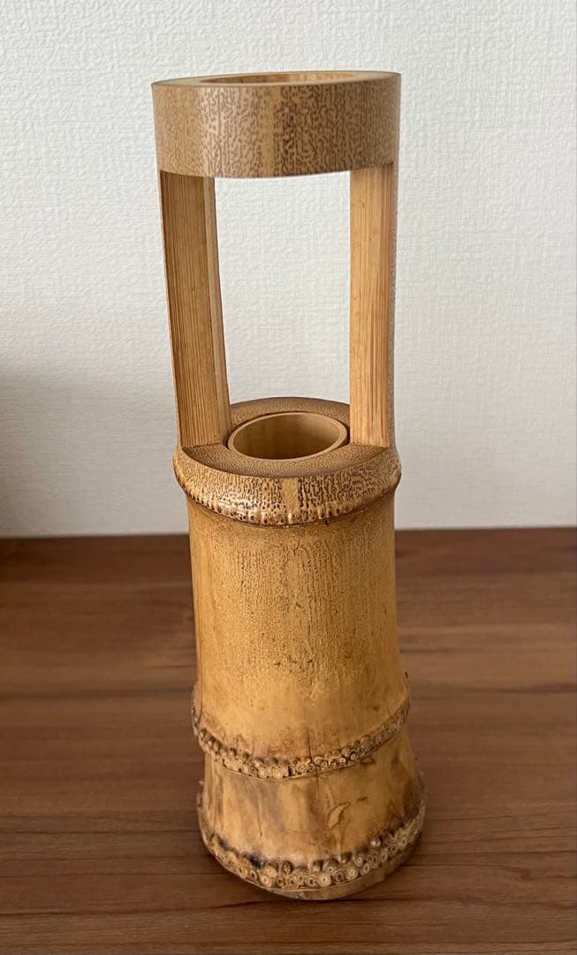 置筒竹花入 吹貫 茶道 箱付き 箱書き有 年代物 アンティーク 竹一重切花入