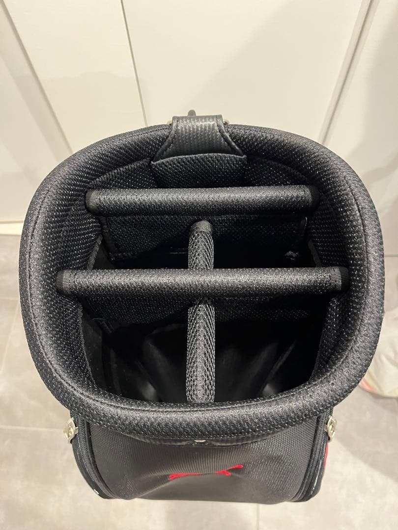 Puma キャディバッグ 黒/赤 練習場のみ使用 室内保管