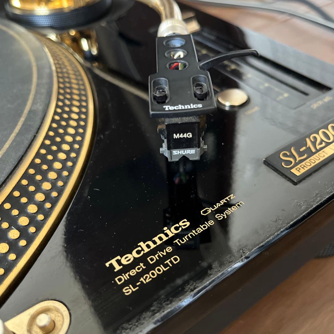 Technics SL-1200 Limited ターンテーブル