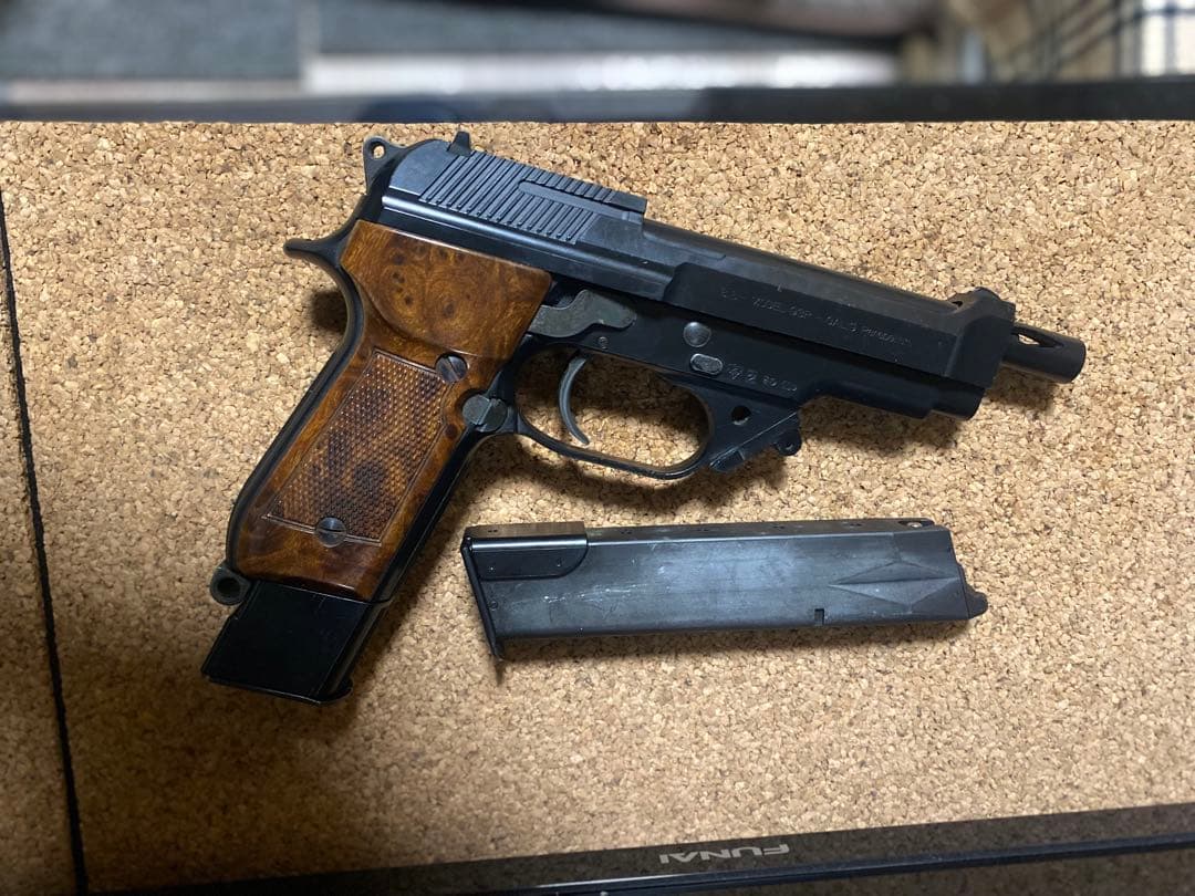 KSCベレッタガスガン ガスブローバック