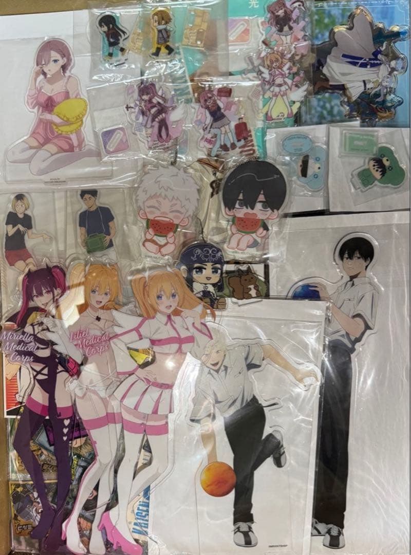 ノンジャンル まとめ売り アニメ 漫画 キャラクターグッズ 120サイズ