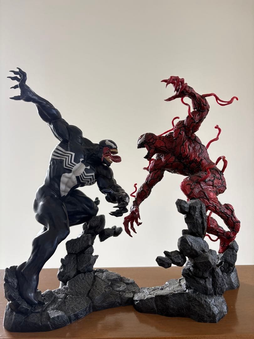 Happyくじ MARVEL『VENOM』ヴェノム　カーネイジフィギュア
