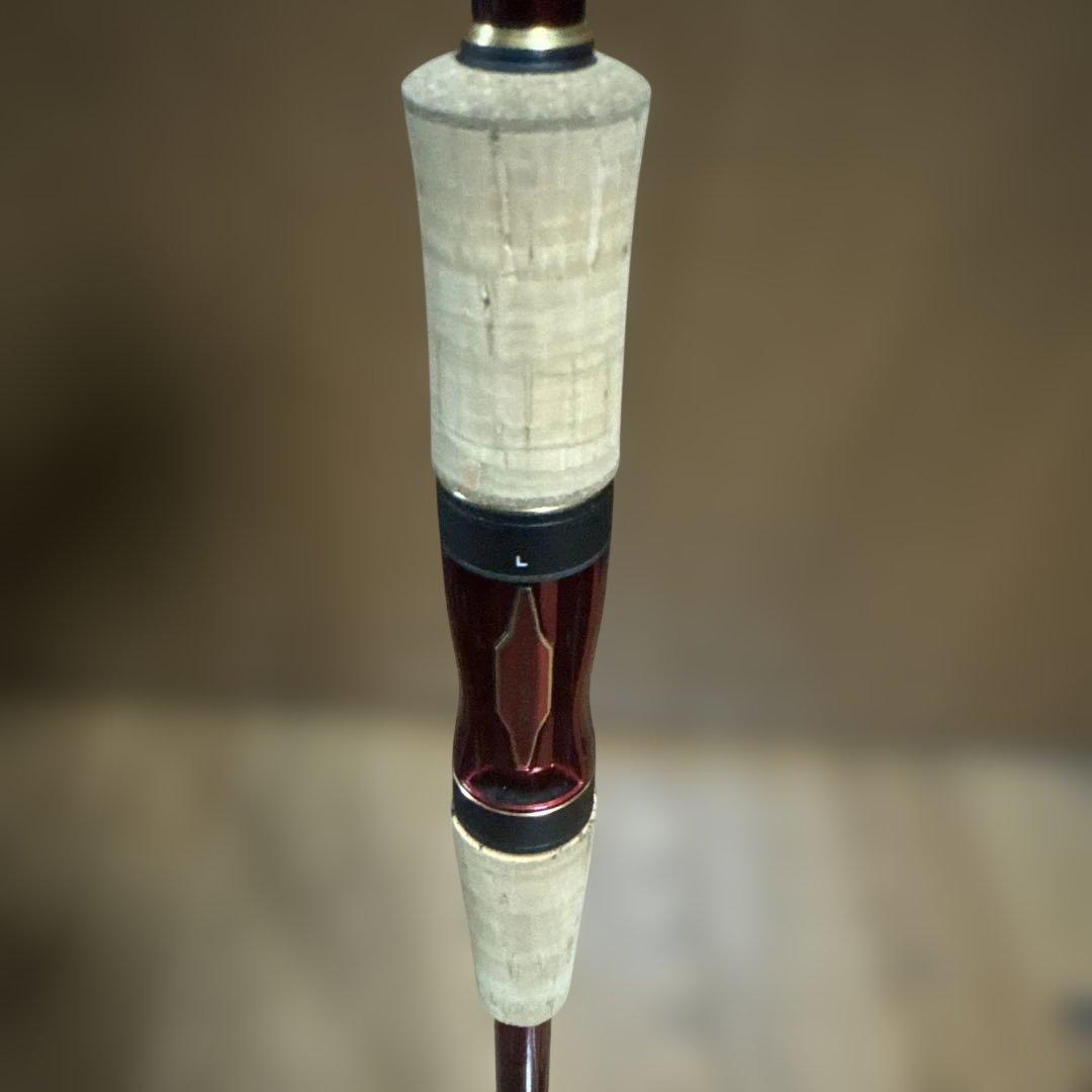 ワールドシャウラ　2752R-2 美品