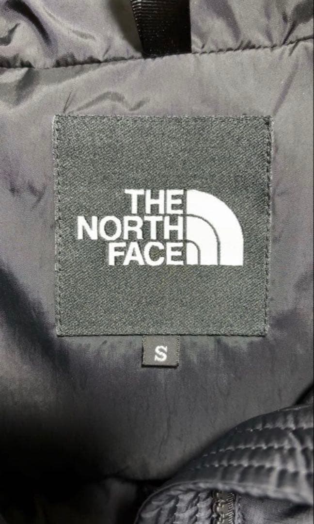 【超美品】ヌプシフーディーダウンジャケット ブラック　祝日セール