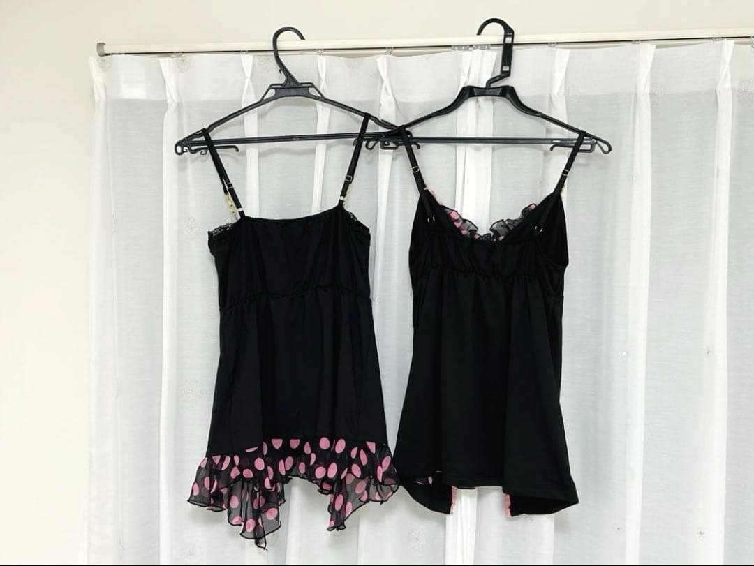 GOLDS♡初期デザイン♡ドット柄キャミトップス♡2点セット♡ブラック×ピンク