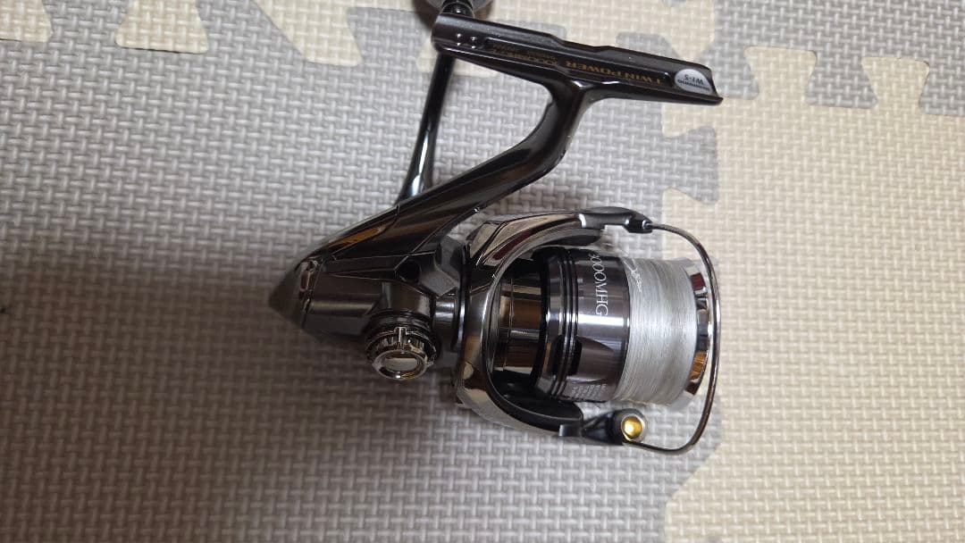 【値下げ中！】SHIMANO 24 ツインパワー 3000MHG