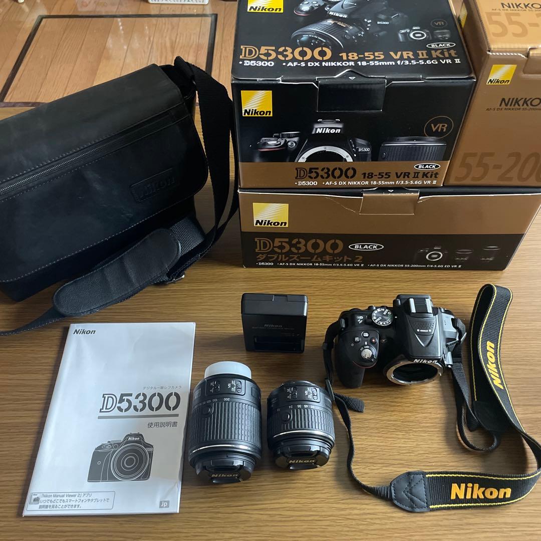 【使用回数少】Nikon D5300 ダブルズームキット ブラック 元箱付