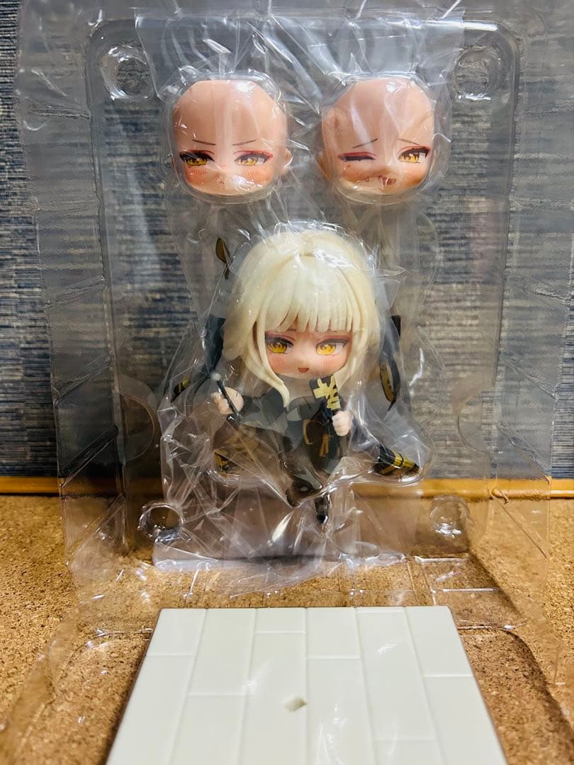 勝利の女神NIKKE SDフィギュア　ブラン、ノワール　ニケ