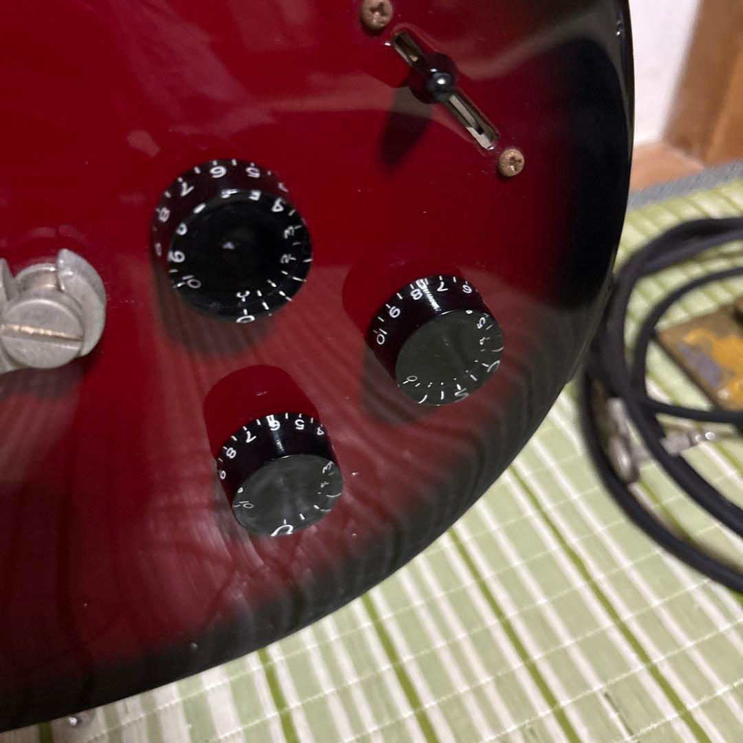 EDWARDS エドワーズ　E-I-85LP ルナシー イノランモデル　ギター