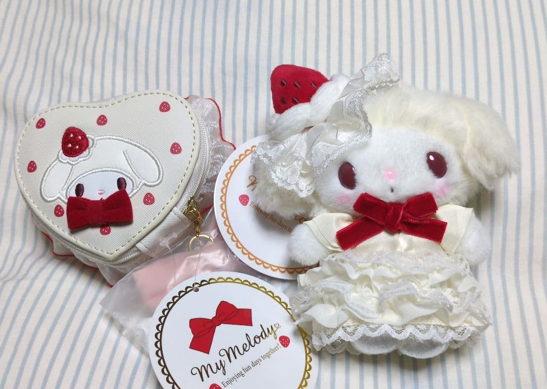 マイメロディ　いちごショートぬいぐるみマスコット　小物入れ　プレゼントにも♡