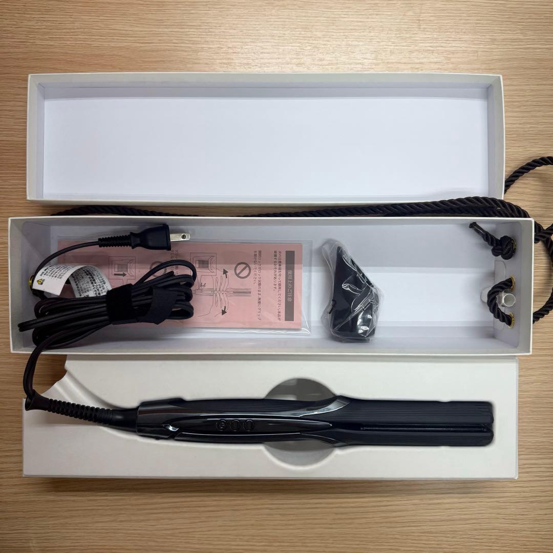 【美品・未使用】ReFa ストレートアイロンPRO 黒【RE-AT-02A】