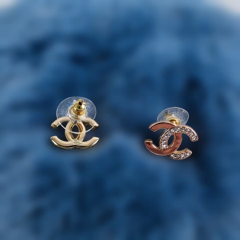 CHANELココマーク ピアス ゴールド×ブラック ラインストーン