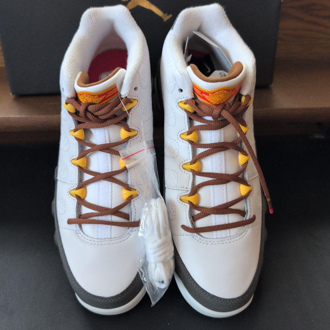 84 Jordan9G NRG U24 ゴルフシューズ ホワイト/ブラウン