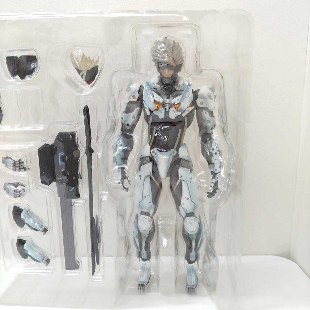 若《LXFRH》プレイアーツ　改　メタルギア　ライジング　リベンジェンス　雷電