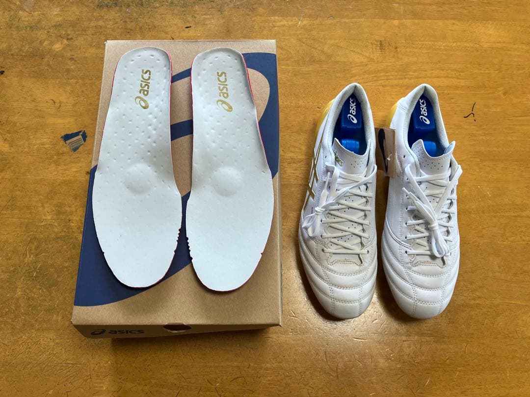 アシックス DS ライト X-FLY 4