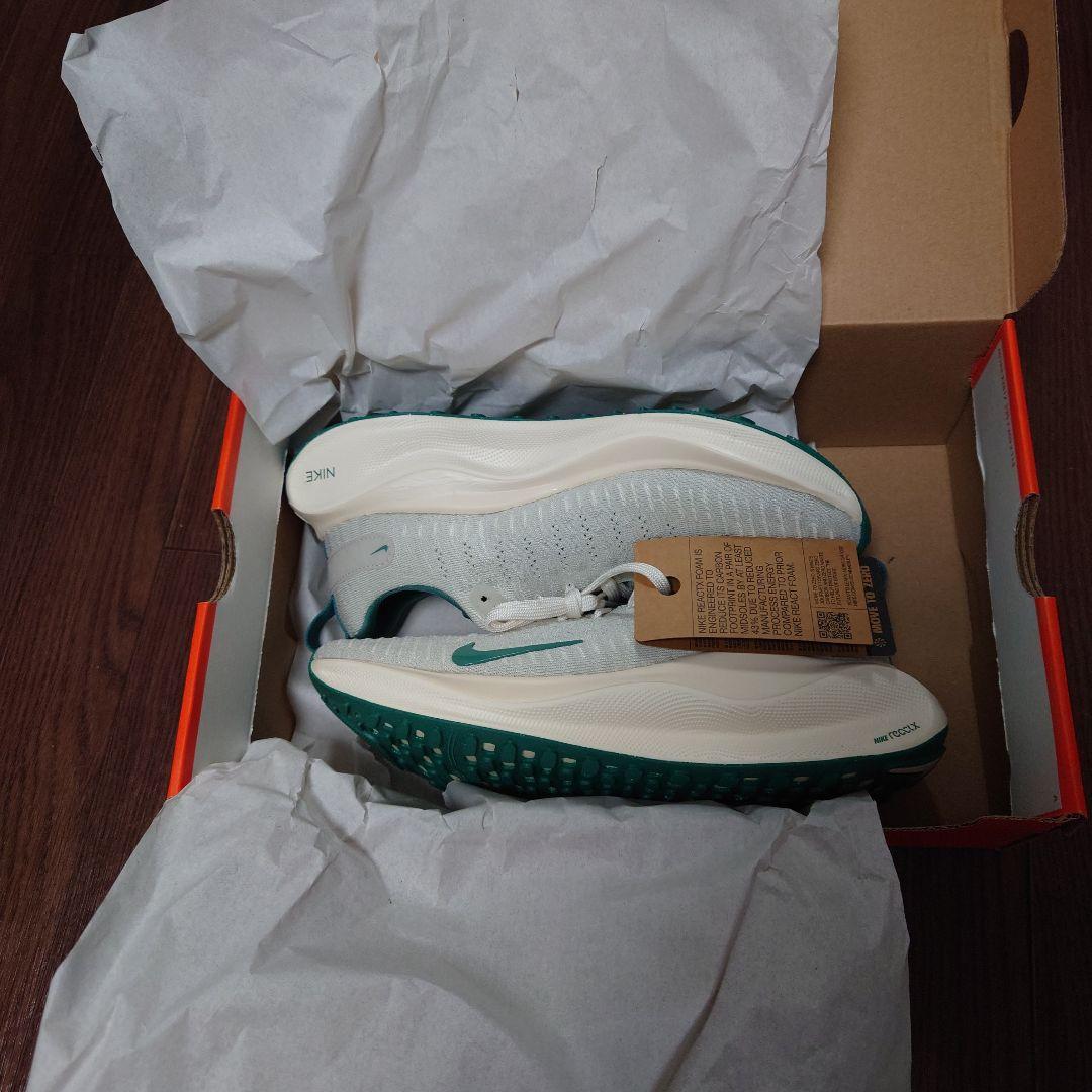 Nike ランニングシューズ グレー/グリーン25.5cm〜26.0cm