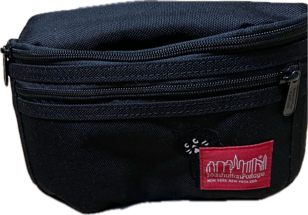 にゃー × マンハッタンポーテージ コラボ ボディバッグ　未使用　美品