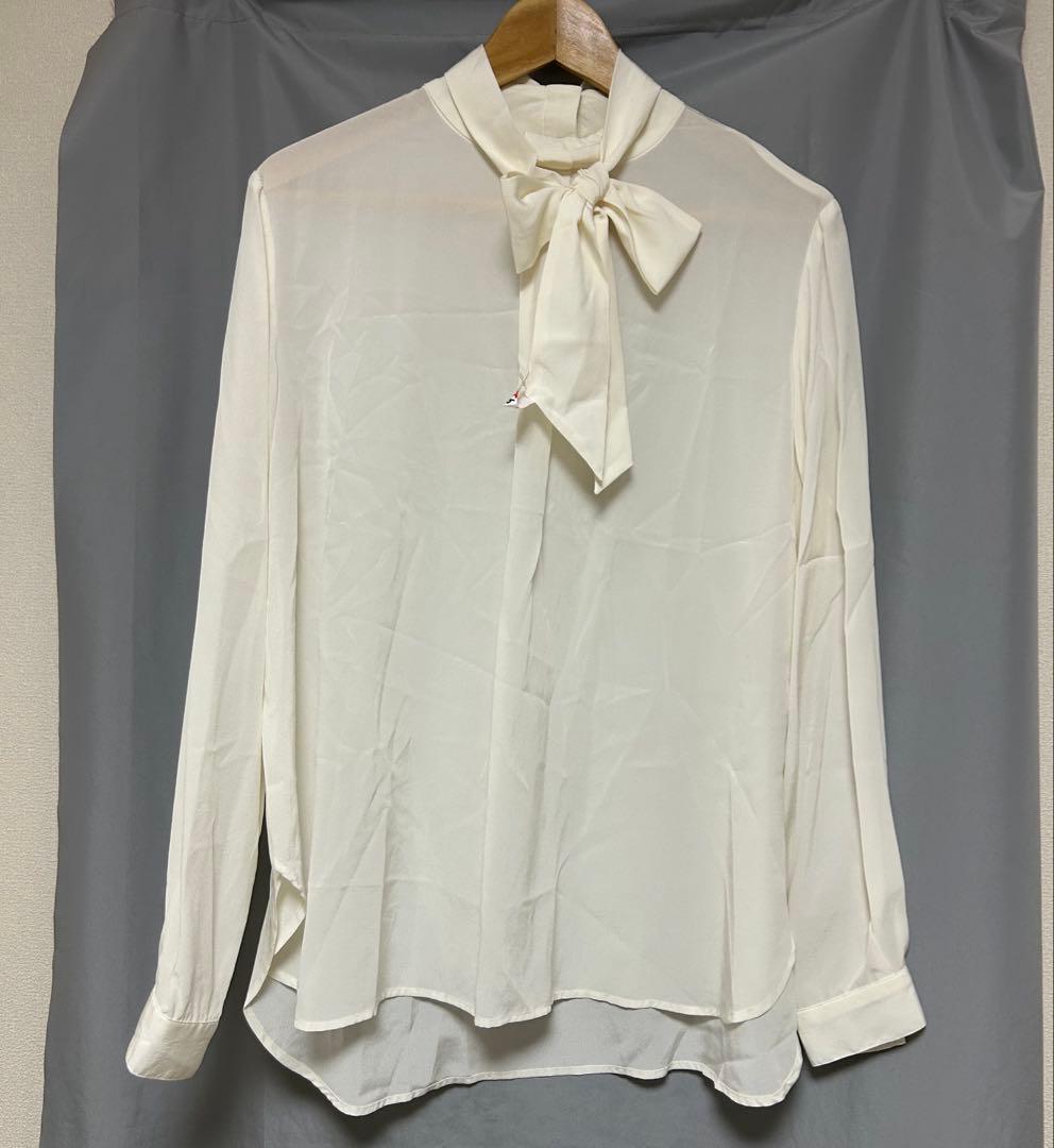 soeju シルクストレッチボウタイブラウス　ホワイト