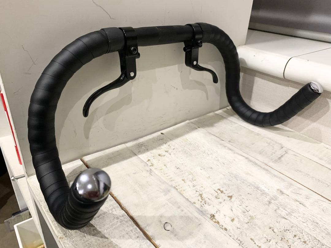 ◆FUJI（フジ）ピスト完成車外し品（ドロップハンドル＋ブレーキレバー）