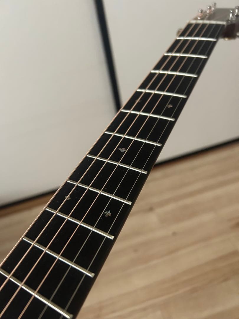 し*ん様 Martin OO-15M BUMPカスタム