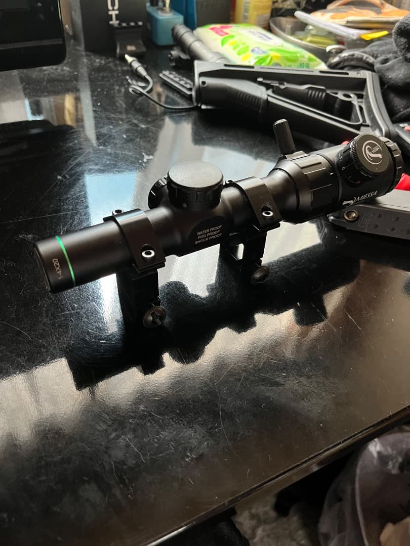 MIESSA 1-4×20 ショートスコープ 黒