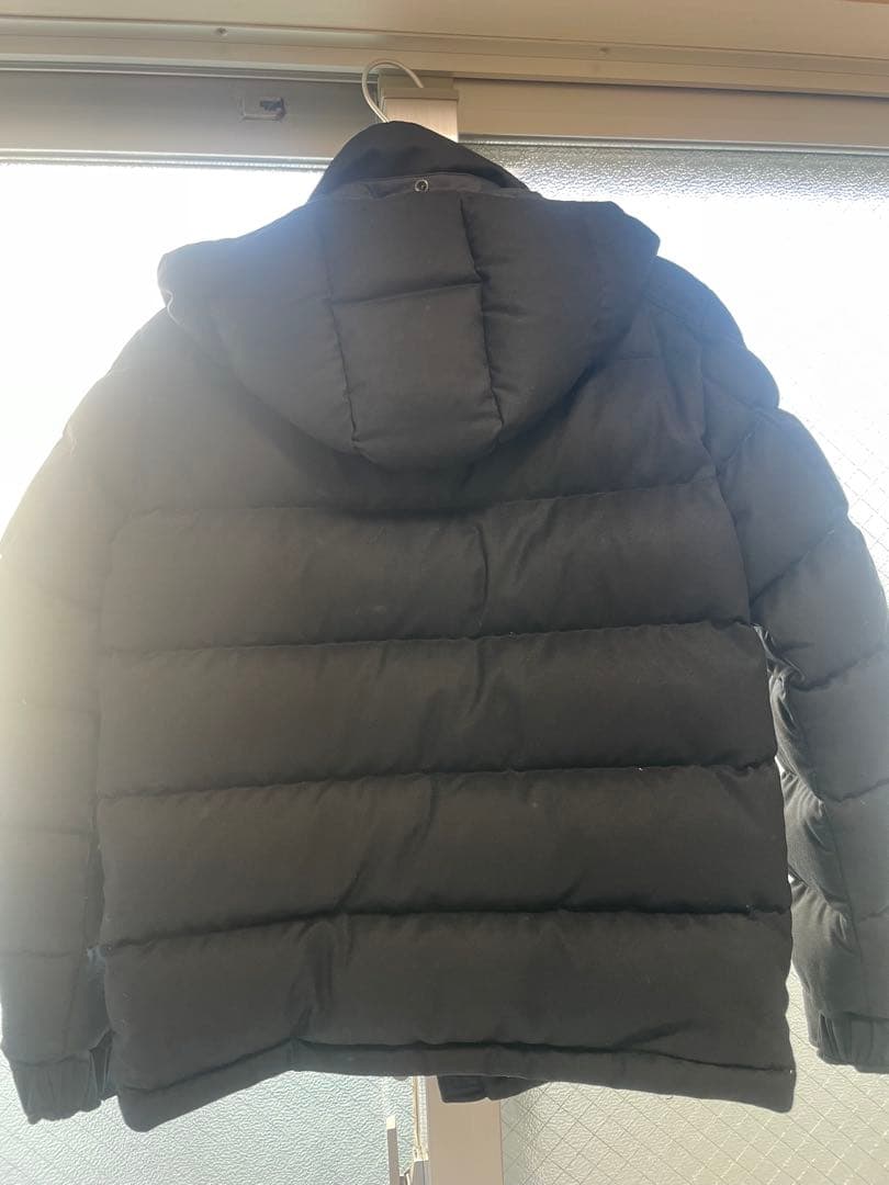 1週間限定販売 Moncler フード付きダウンジャケット 黒 1