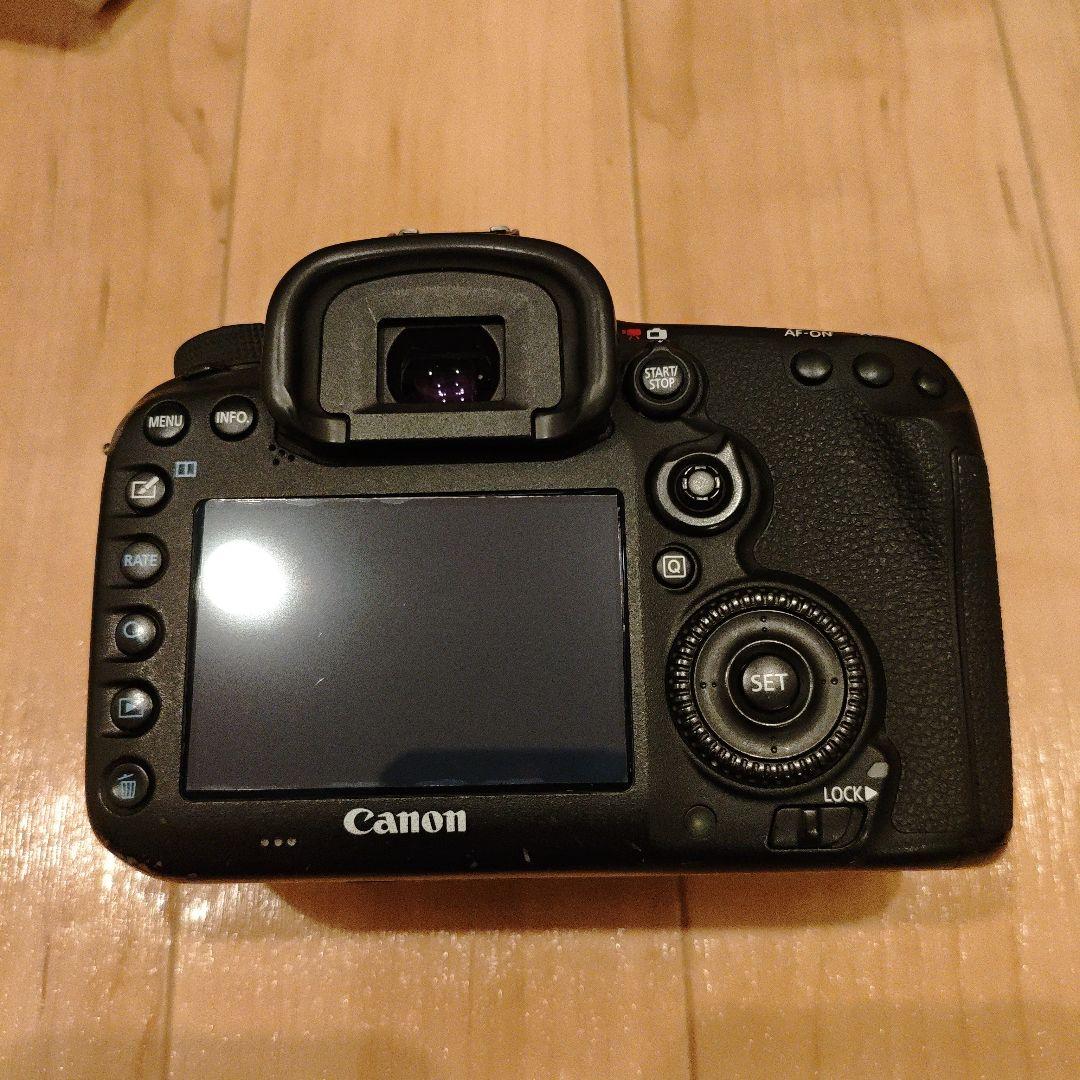 t*o様 【週末限定】CanonEOS 7D Mark II+EF-S 18-1