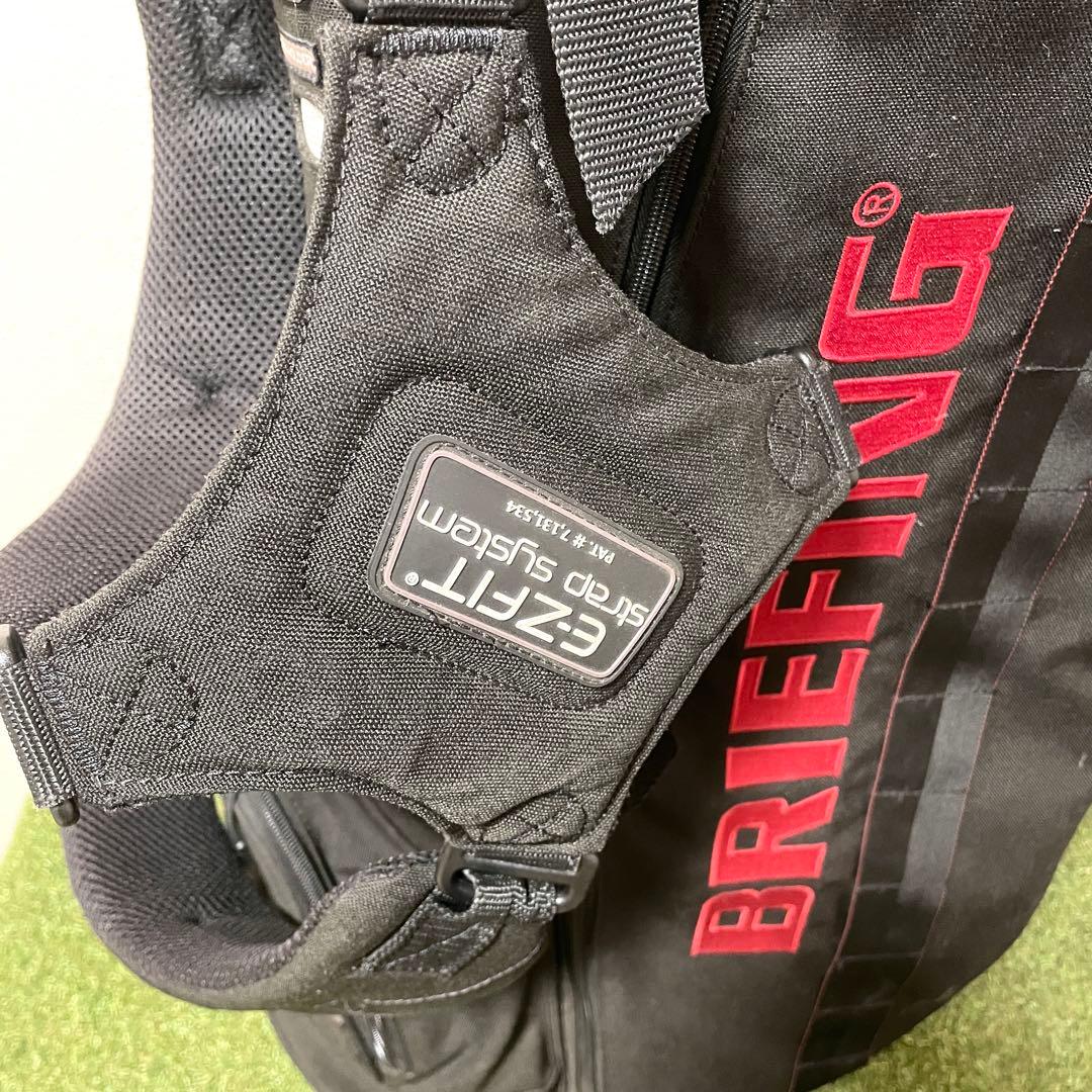 大人気！ブリーフィング　キャディバッグ　CR-2　4分割　スタンド式　軽量　黒