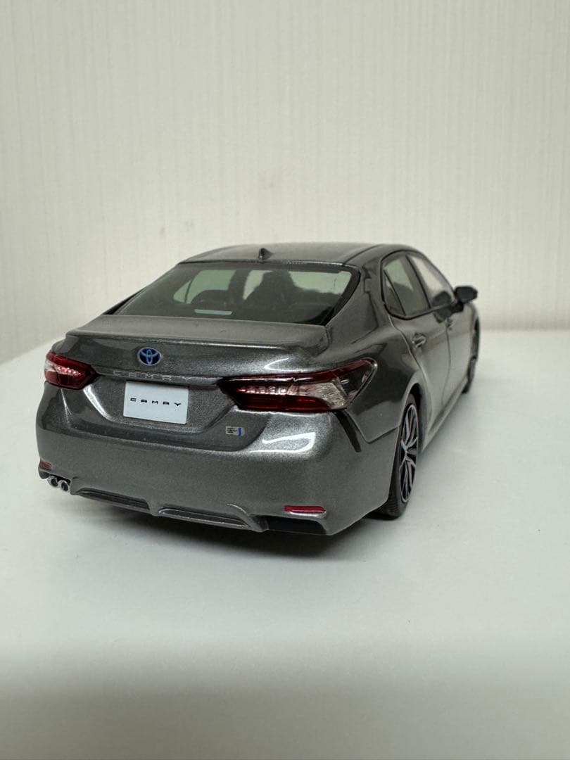 トヨタ カムリ カラーサンプル　ミニカー