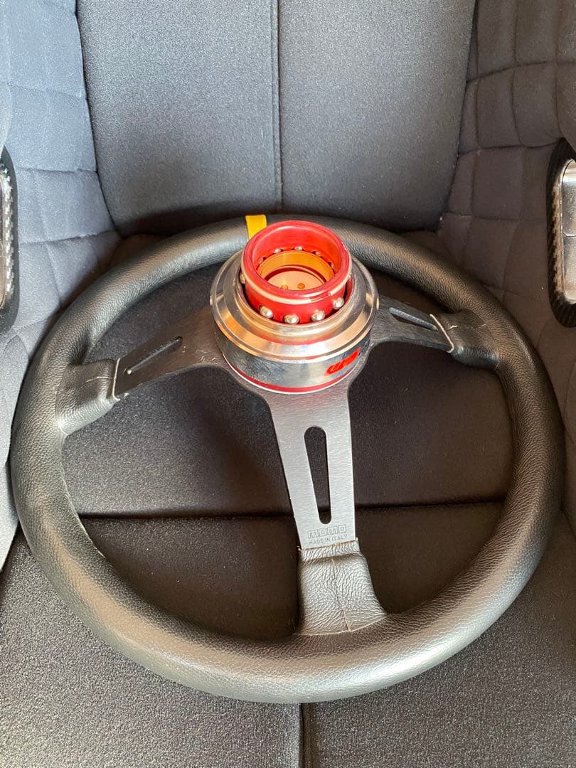 モモステ　ステアリング　ワークスベル　MOMO