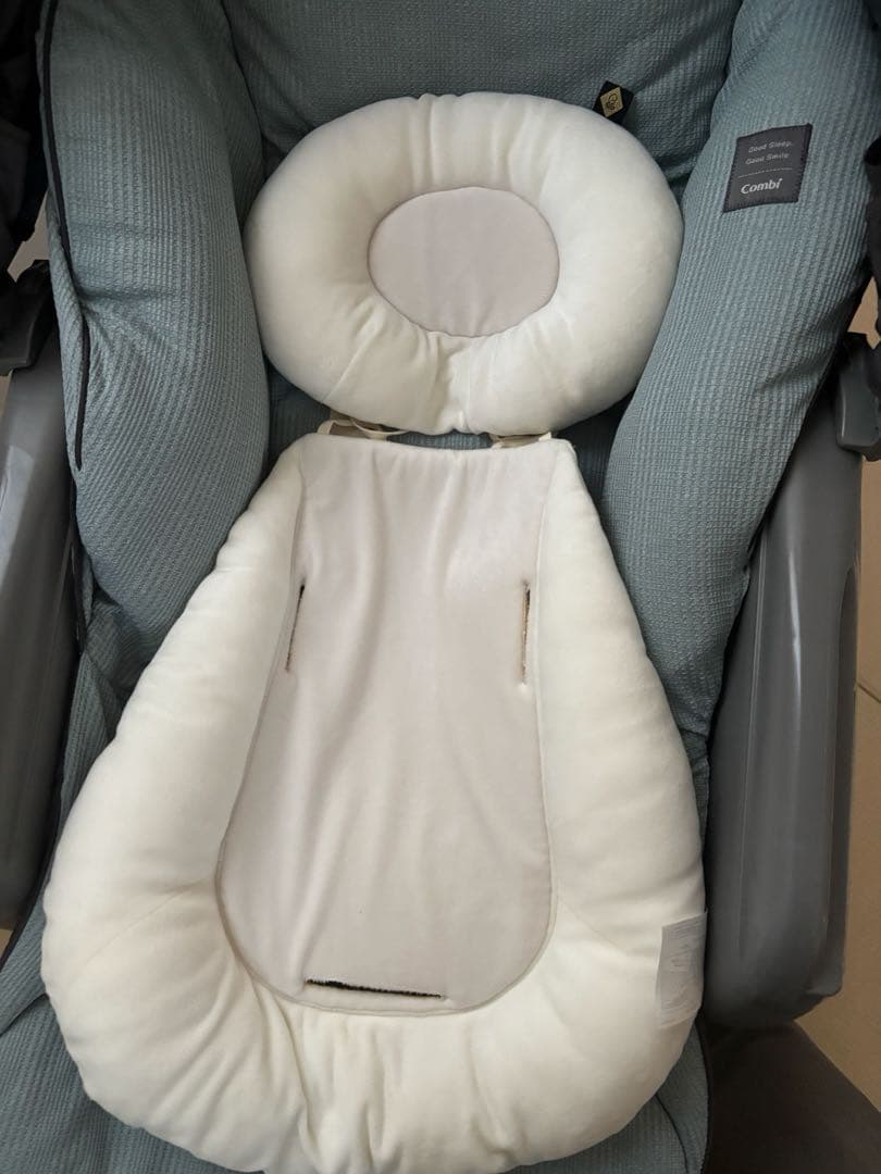 コンビ Combi ネムリラ オートスイング電動ハイローチェア