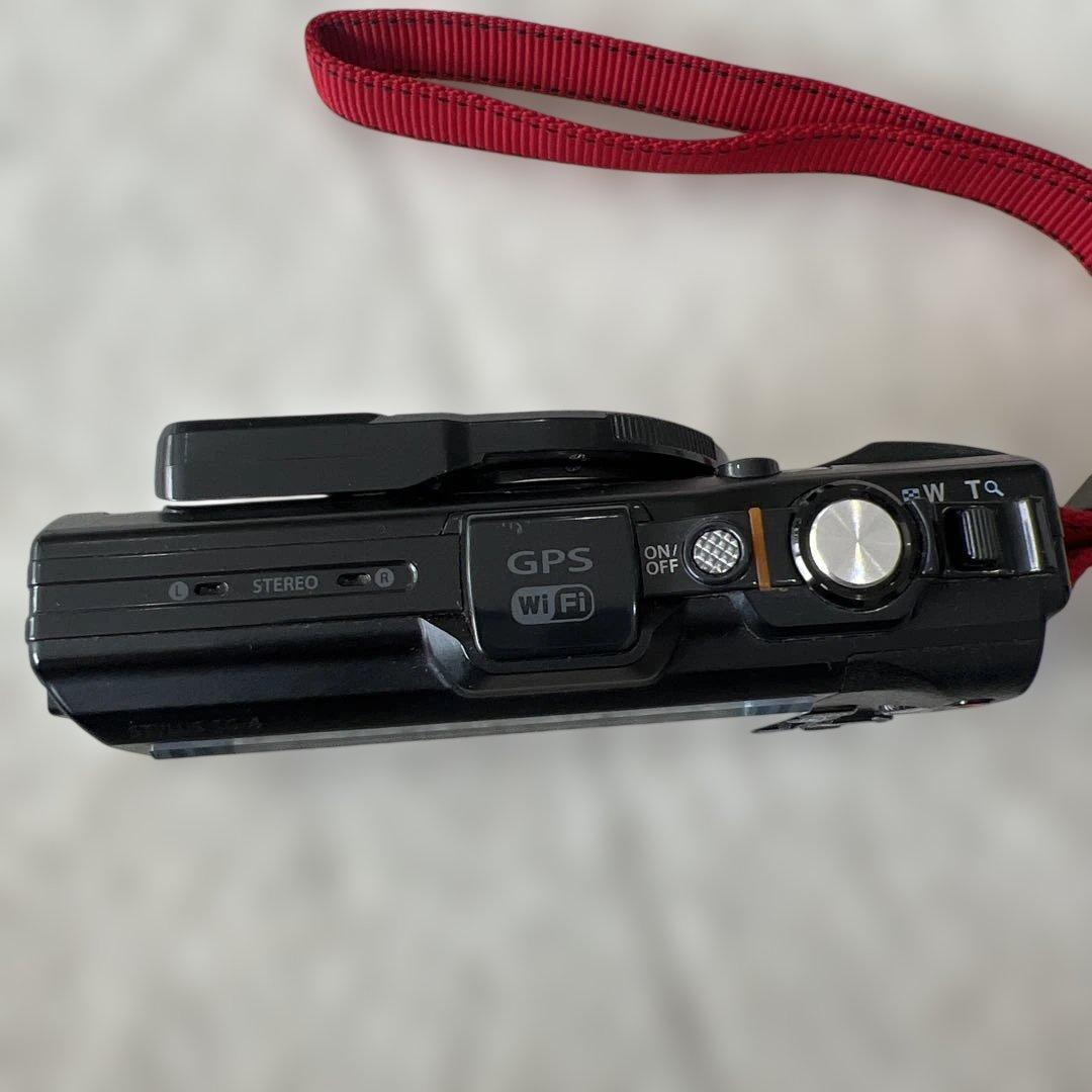 オリンパス　STYLUS TG-4 TG4 防水カメラ