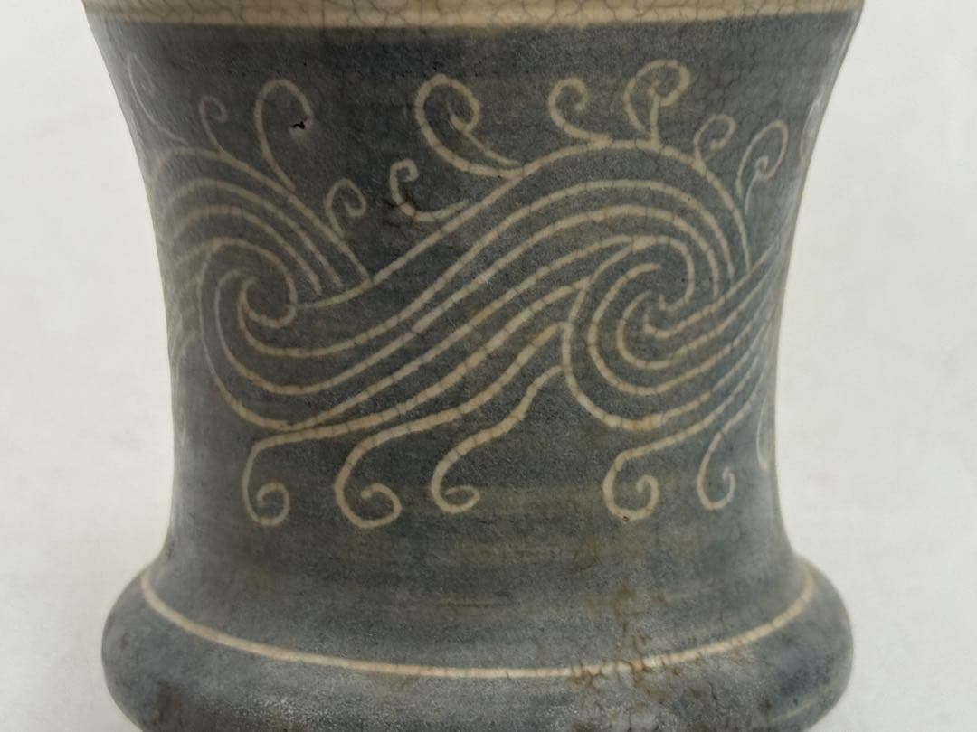 安南焼　魚紋　小瓶　送料込み2602020