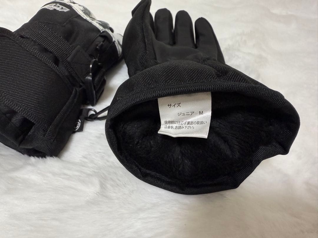 子ども用スノボスキーウェア130、手袋、the northfaceニット帽セット