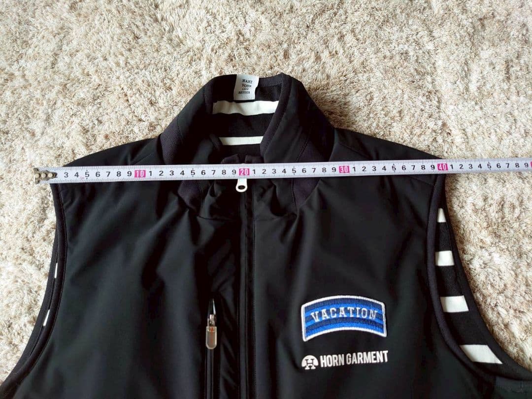 HORNGARMENT VACATION ノースリーブベスト ブラック