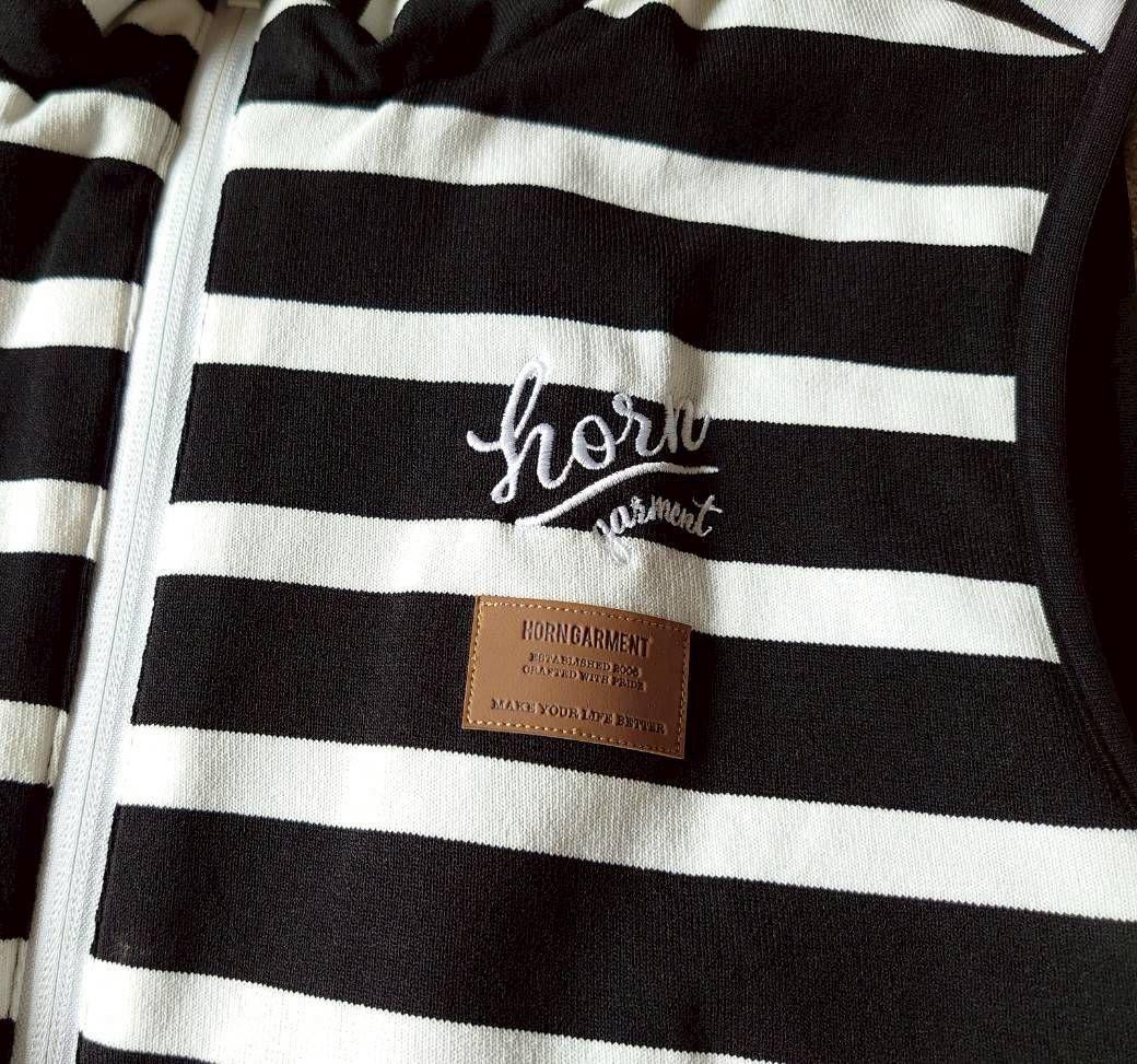 HORNGARMENT VACATION ノースリーブベスト ブラック