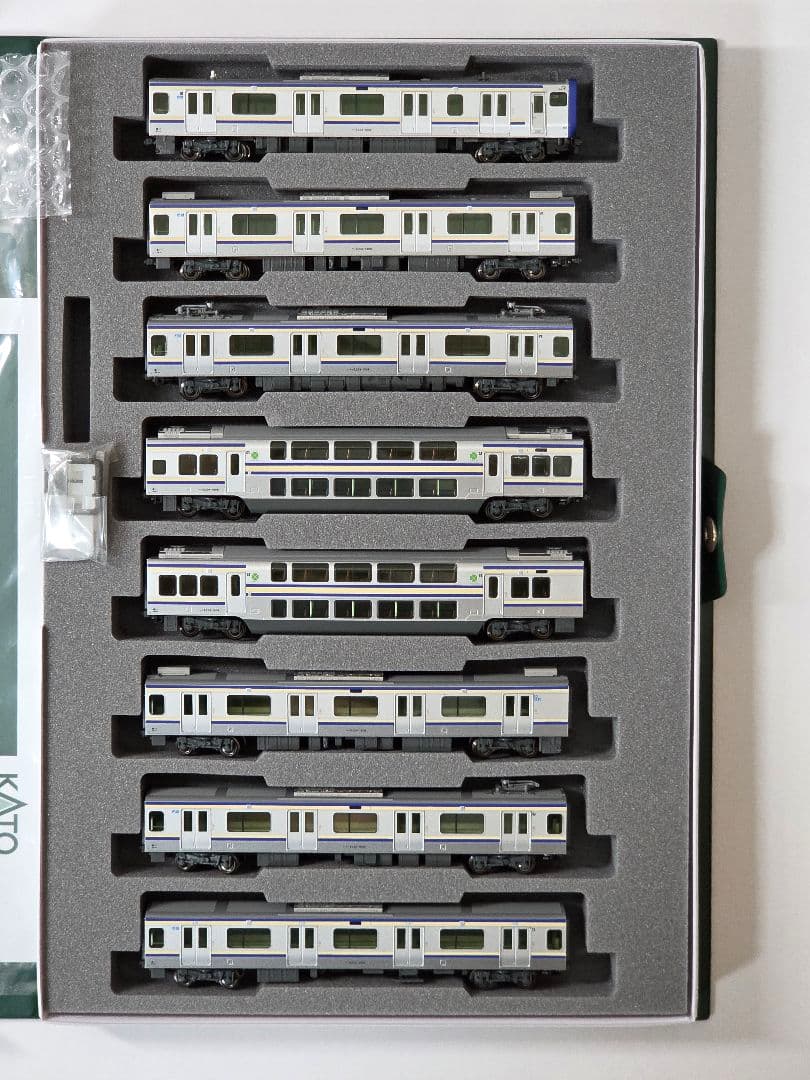 KATO E235系1000番台15両 フル編成 10-1702 10-1705