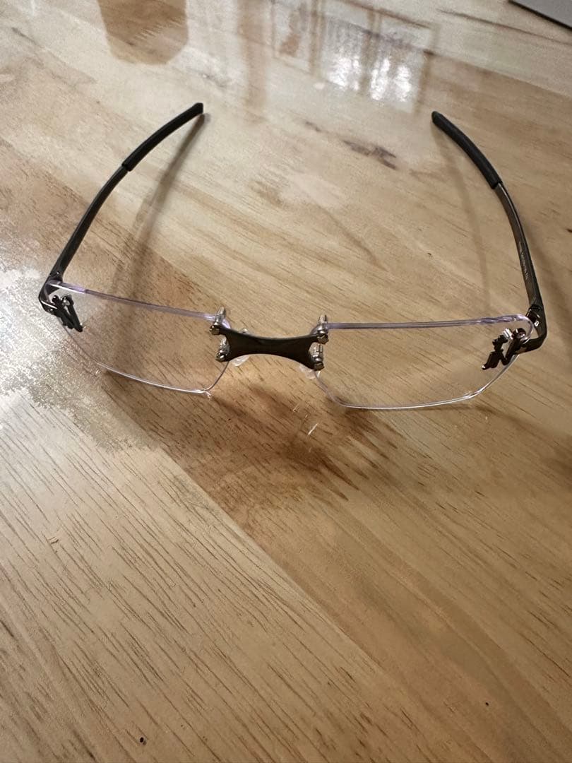 TIJN リムレスメガネ