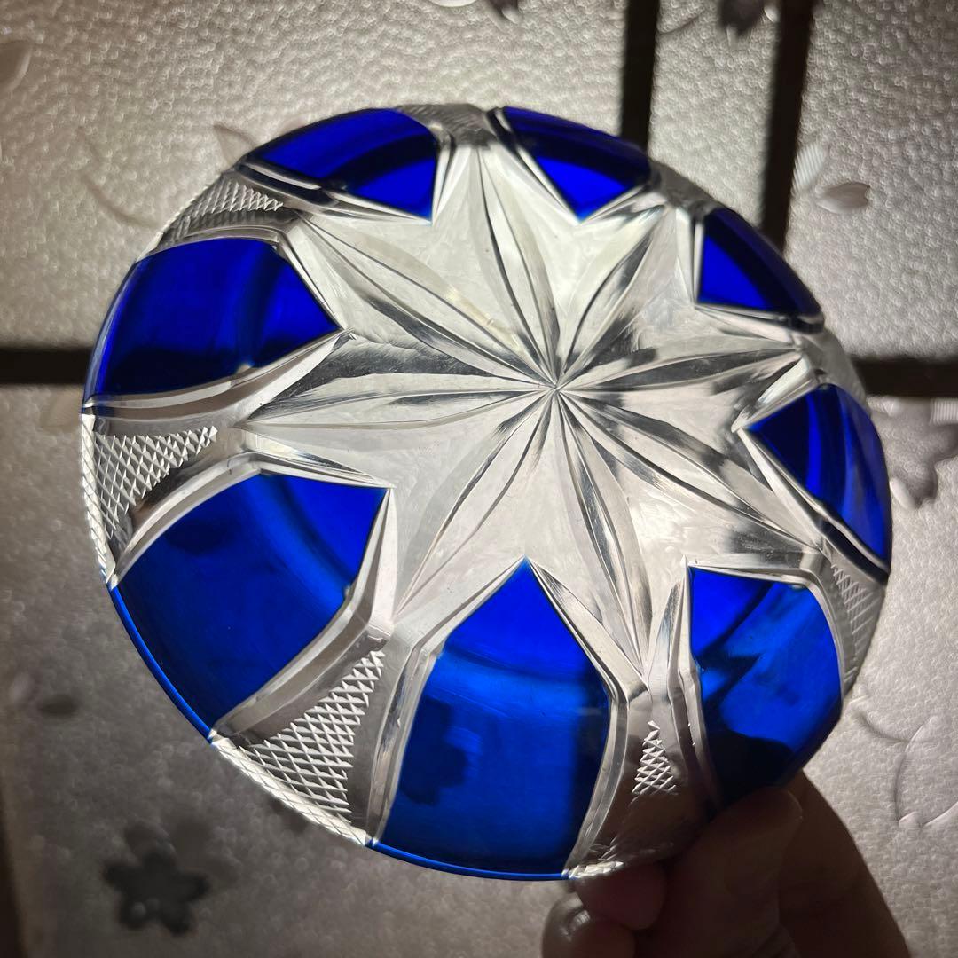 骨董　時代ガラス　青色被せ　精密カット　星切子　中鉢　小皿　１客