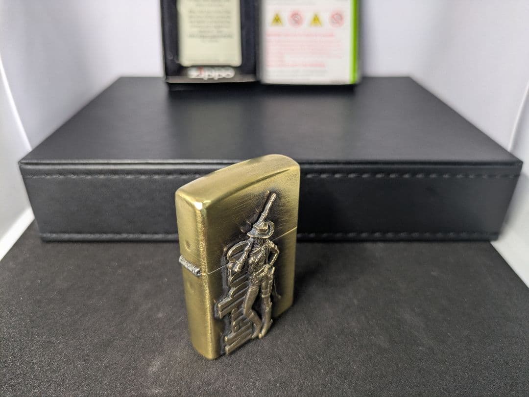 zi 124　マールボロ　セクシー　ジッポー