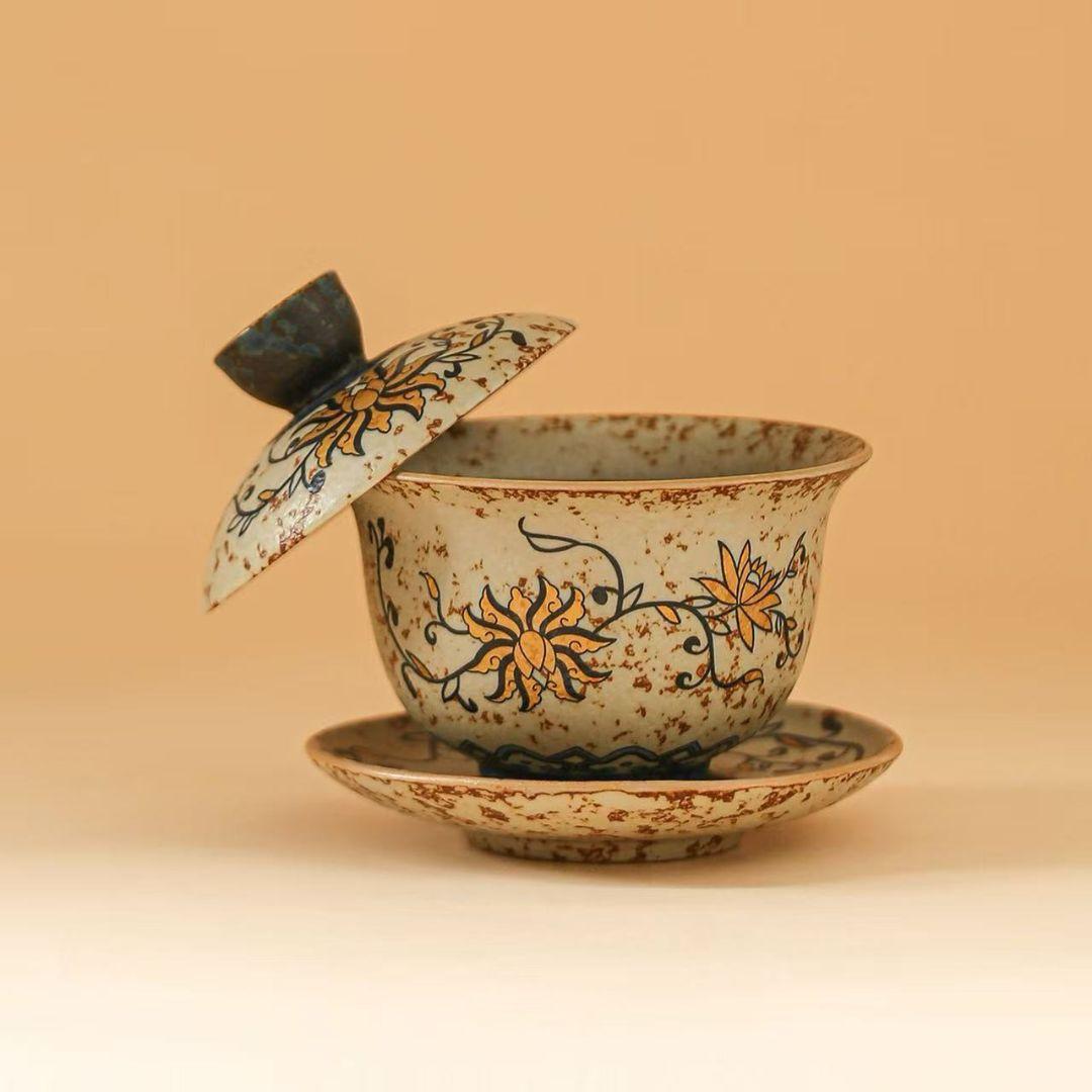 陶器 蓋付き茶碗と皿 セット