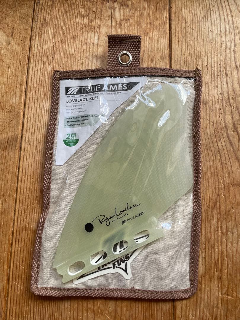 TRUE AMES Lovelace Keel フィン 2枚セット