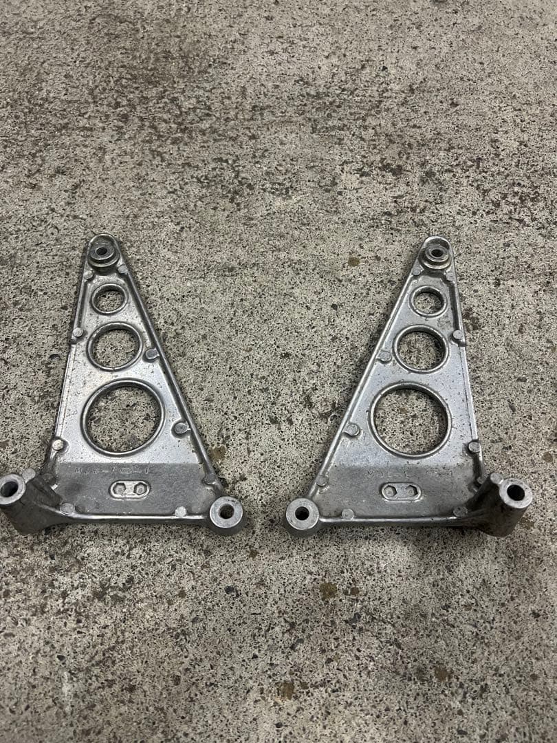 CBR400F 純正ライトステー　左右セット