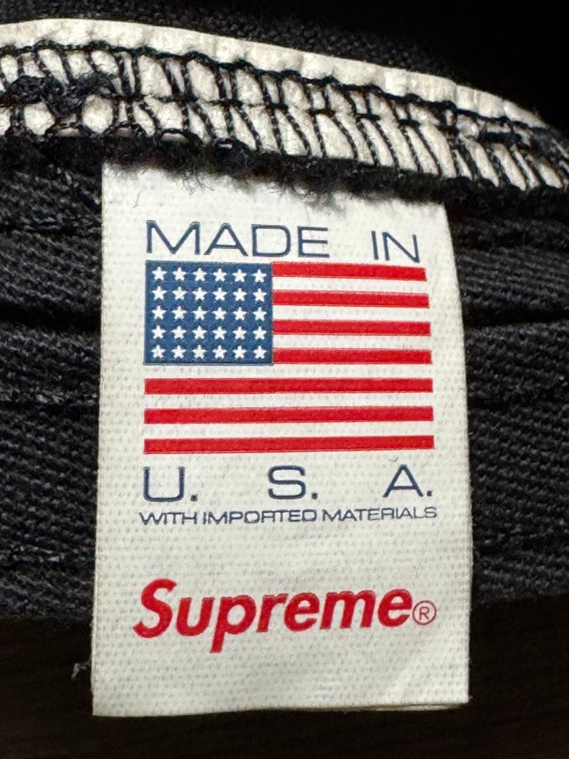 Supreme ブラック キャップ ロゴ入り