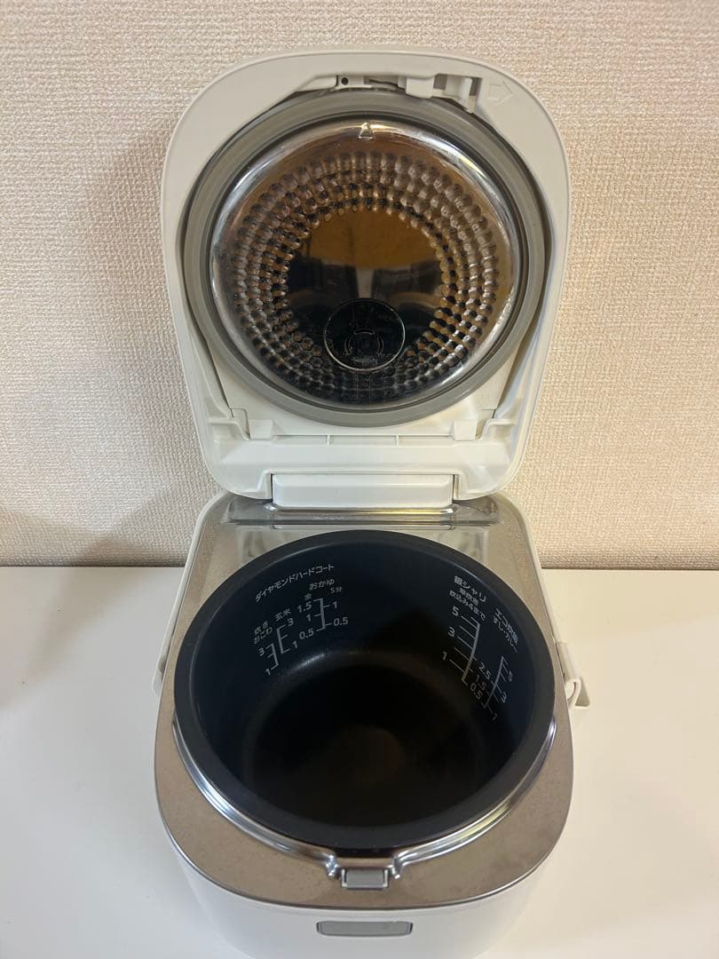 美品 Panasonic おどり炊き SR-HX105 5.5合 IH炊飯器