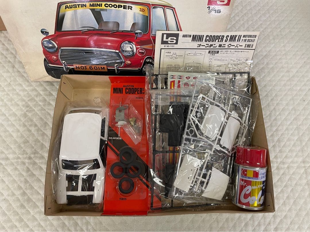 ★珍品★AUSTIN MINI COOPER S MK1 1/16 プラモデル