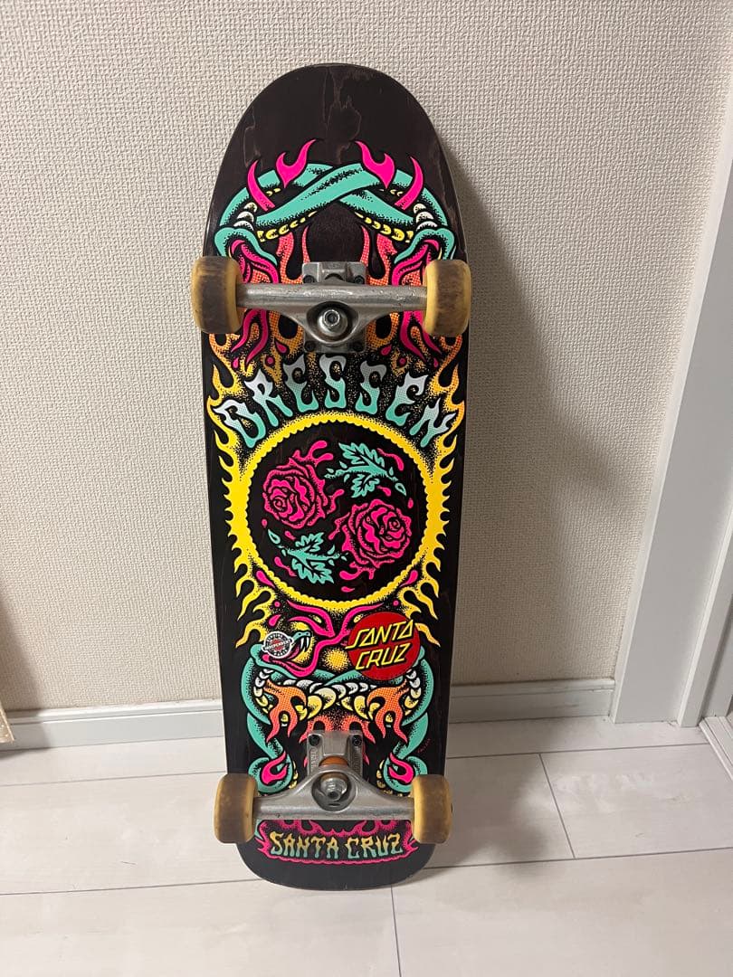 Santa Cruz Dresser スケートボード