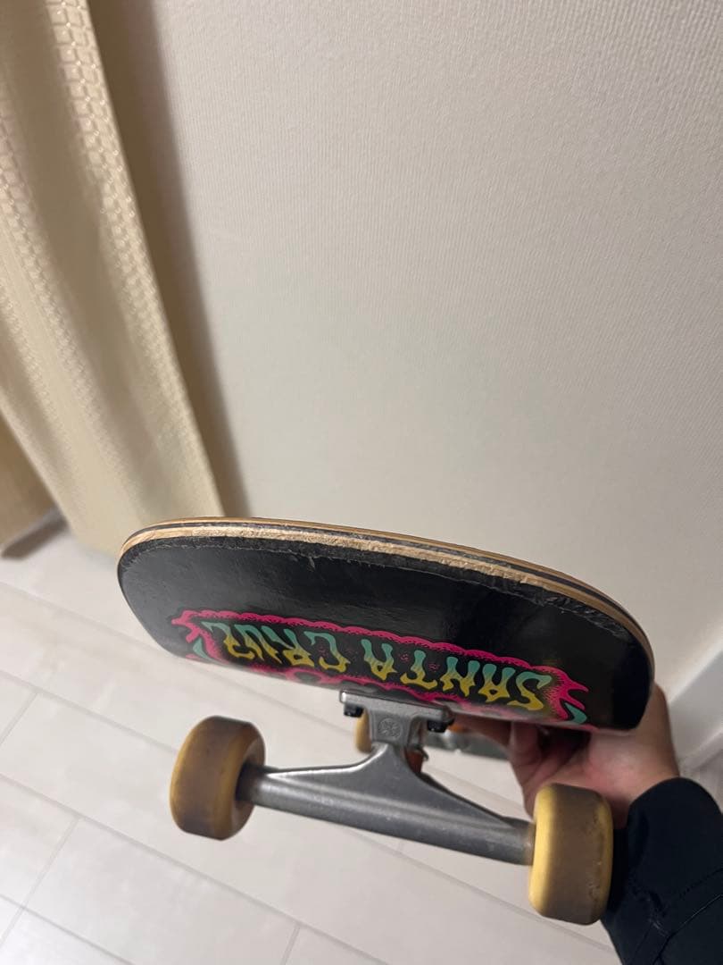 Santa Cruz Dresser スケートボード