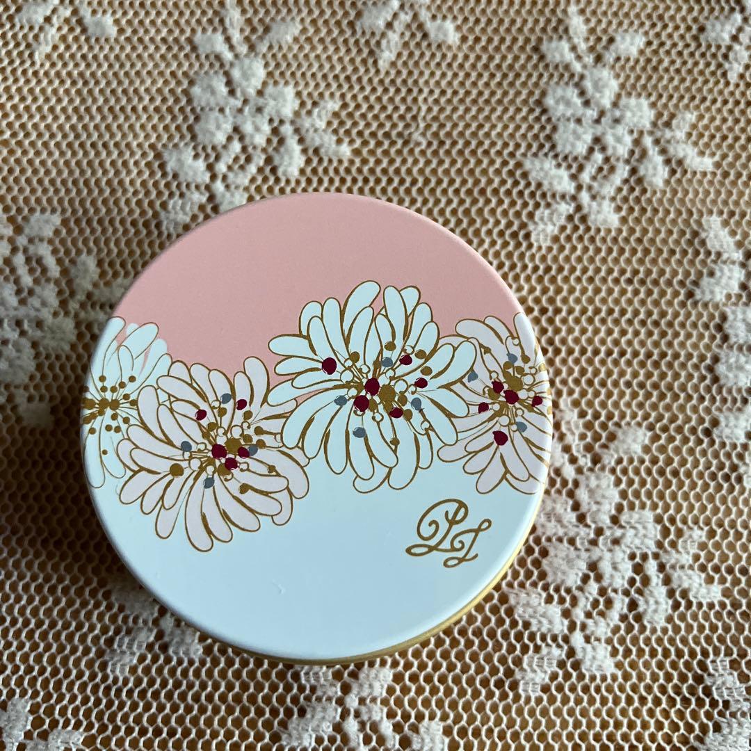 PAUL&JOE リップ　トリートメント　バーム　01