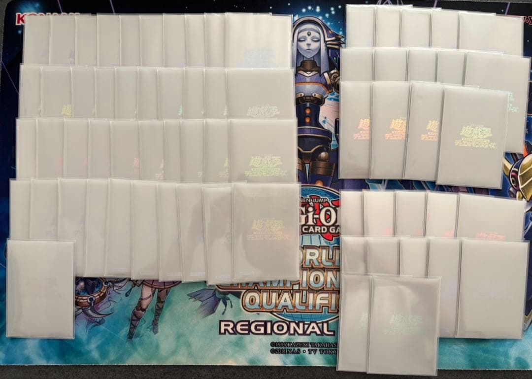 遊戯王　スリーブ　公式初期ロゴ白　72枚